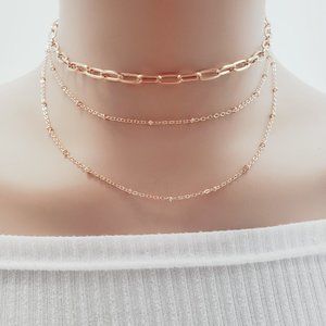 Take me to  London Necklace